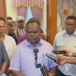 Gubernur Elisa Kambu Tegaskan Kedamaian dan Penegakan Hukum Usai Kerusuhan Sorong Gubernur Elisa Kambu Tegaskan Kedamaian dan Penegakan Hukum Usai Kerusuhan Sorong