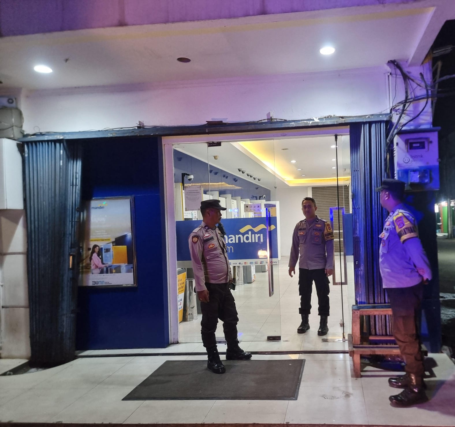 Polsek Cikupa Gelar Ops Cipkon Antisipasi 3C, Geng Motor, dan Tawuran Remaja Polsek Cikupa Gelar Ops Cipkon Antisipasi 3C, Geng Motor, dan Tawuran Remaja