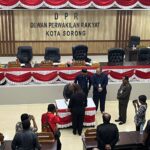 Wakil Ketua DPR Kota Sorong Buka Rapat Paripurna XIV Penyerahan Ranperda RPJMD 2025–2030 Wakil Ketua DPR Kota Sorong Buka Rapat Paripurna XIV Penyerahan Ranperda RPJMD 2025–2030