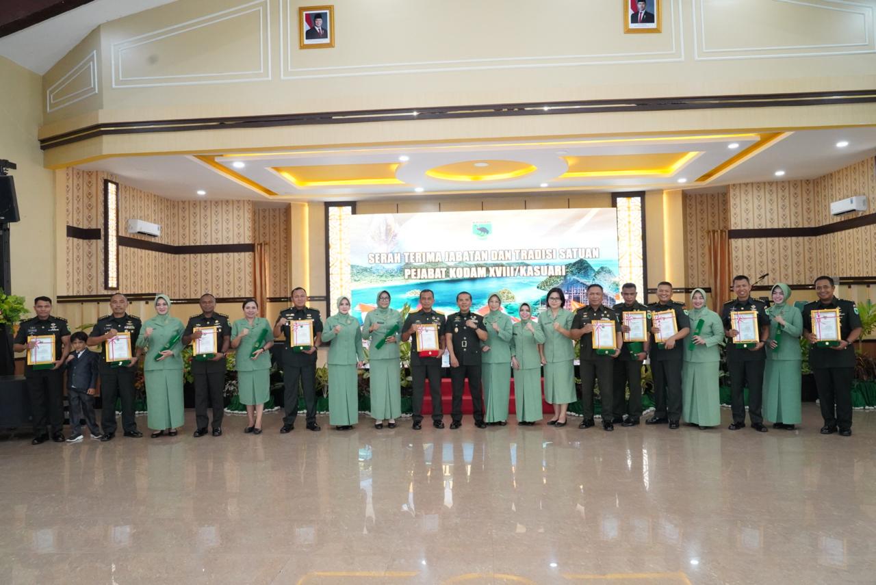 Kolonel Inf Slamet Riadi Resmi Jabat Danrem 181/PVT