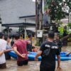 TNI Bergerak Cepat Evakuasi Korban Banjir di Denpasar, Kodam IX/Udayana Kerahkan Ratusan Prajurit TNI Bergerak Cepat Evakuasi Korban Banjir di Denpasar, Kodam IX/Udayana Kerahkan Ratusan Prajurit