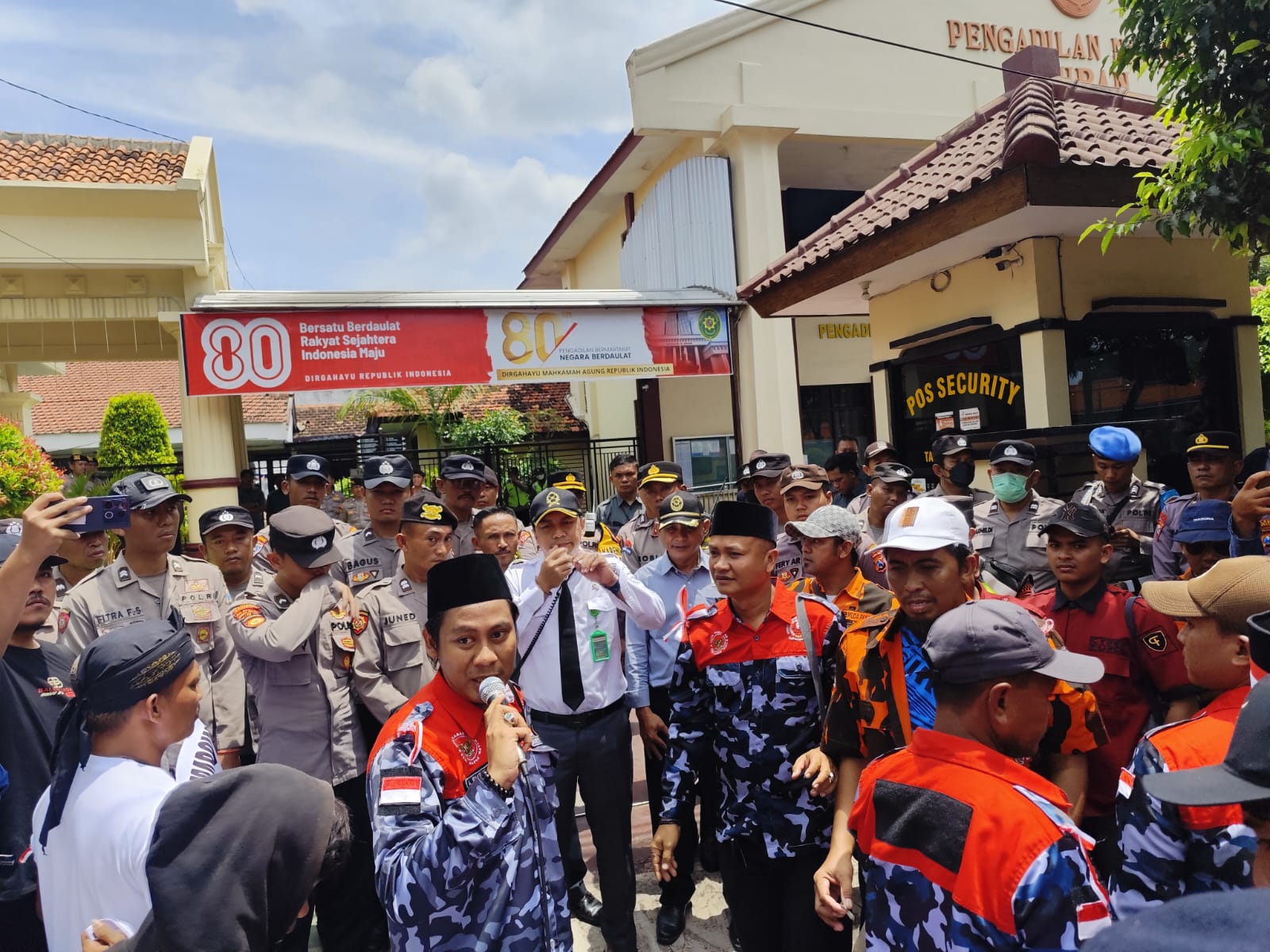Desak Keadilan, Ormas Tuban Gelar Aksi Tolak Vonis Bebas Kekerasan Anak