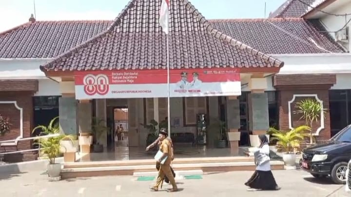 Heboh Dugaan Pungli di SDN Binor, Pakopak Surati Bupati dan Dinas Pendidikan Probolinggo
