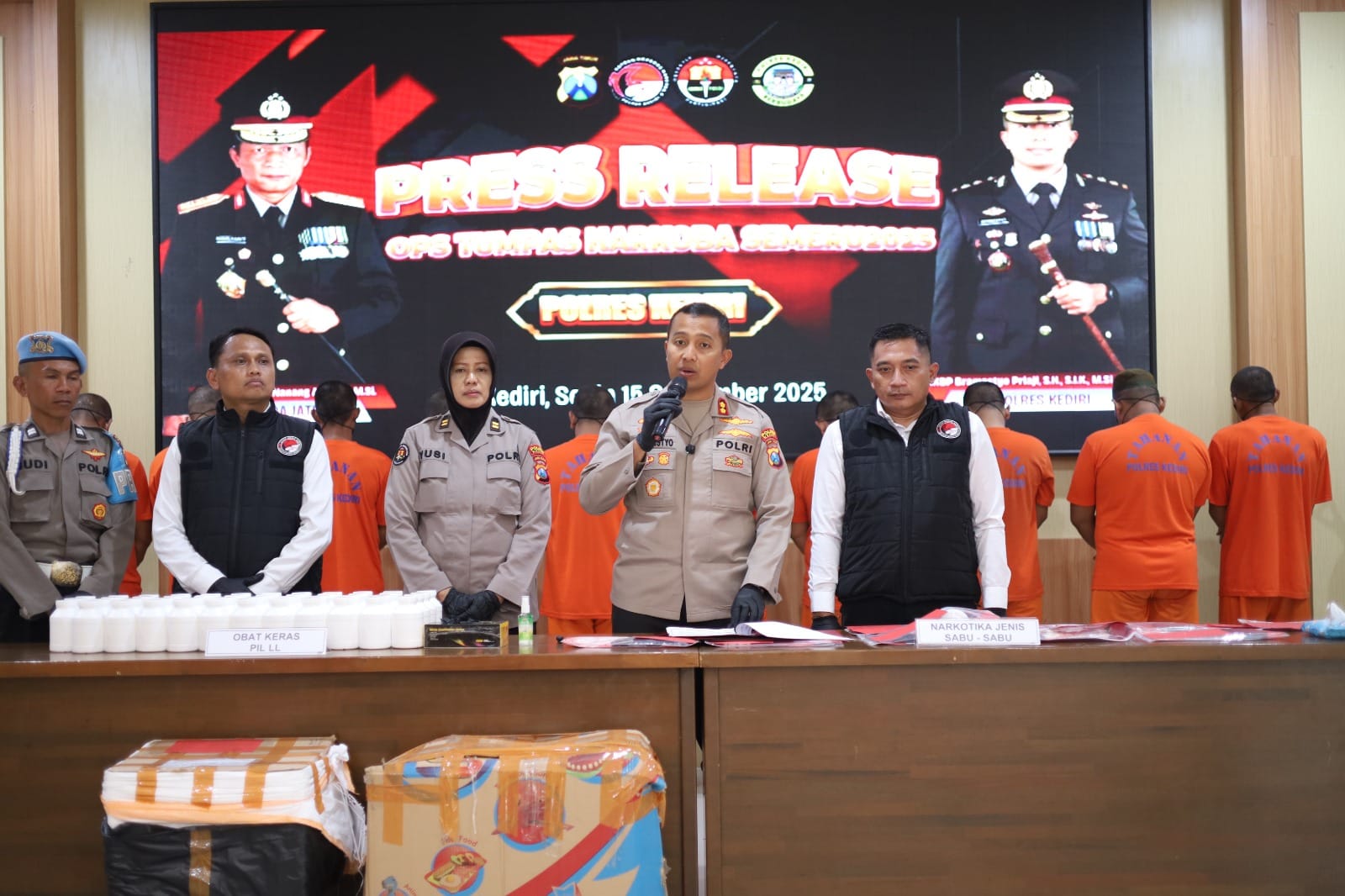 Polres Kediri Berhasil Amankan 16 Tersangka 98,48 gram Sabu dan Ratusan Ribu Okerbaya*