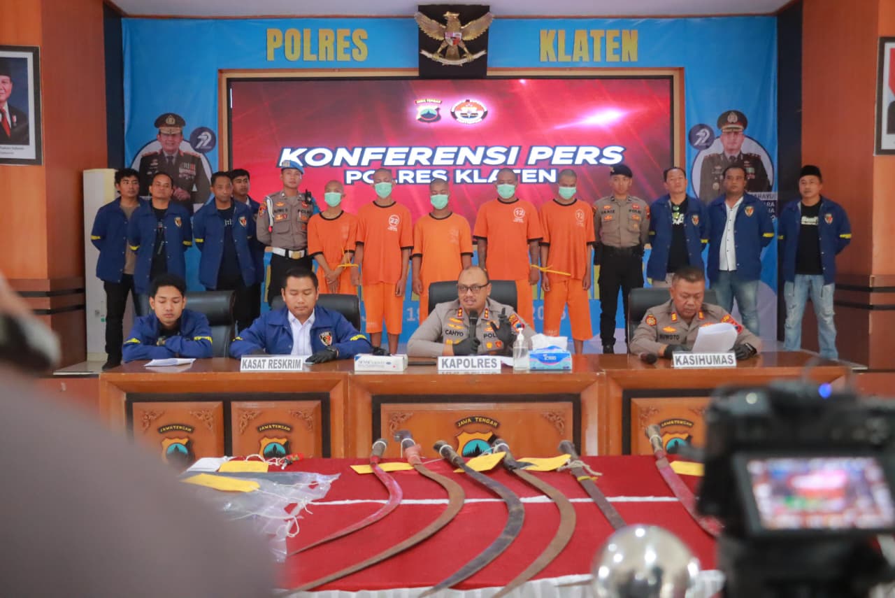 Lima Pemuda Bersenjata Tajam Ditangkap Satreskrim Polres Klaten Usai Lakukan Penganiayaan di Dua Lokasi