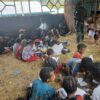 Prajurit Yonif 700/WYC Jadi Guru Sehari di SD Mayuberi, Cahaya Ilmu untuk Anak-anak Ilaga Utara Prajurit Yonif 700/WYC Jadi Guru Sehari di SD Mayuberi, Cahaya Ilmu untuk Anak-anak Ilaga Utara