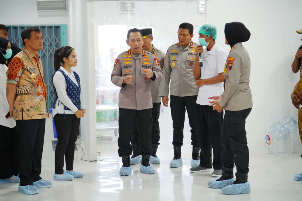 Tinjau Langsung SPPG Pabelan, Kapolri Tekankan Perkuat Food Security Tinjau Langsung SPPG Pabelan, Kapolri Tekankan Perkuat Food Security