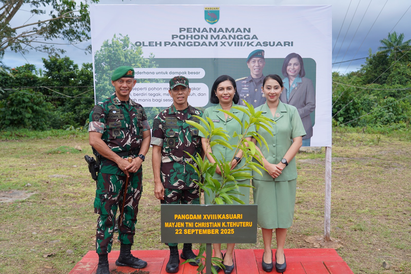 Pangdam Kasuari Tanamkan Nilai Iman, Kreativitas, dan Kebersamaan di Yonif 761/KA