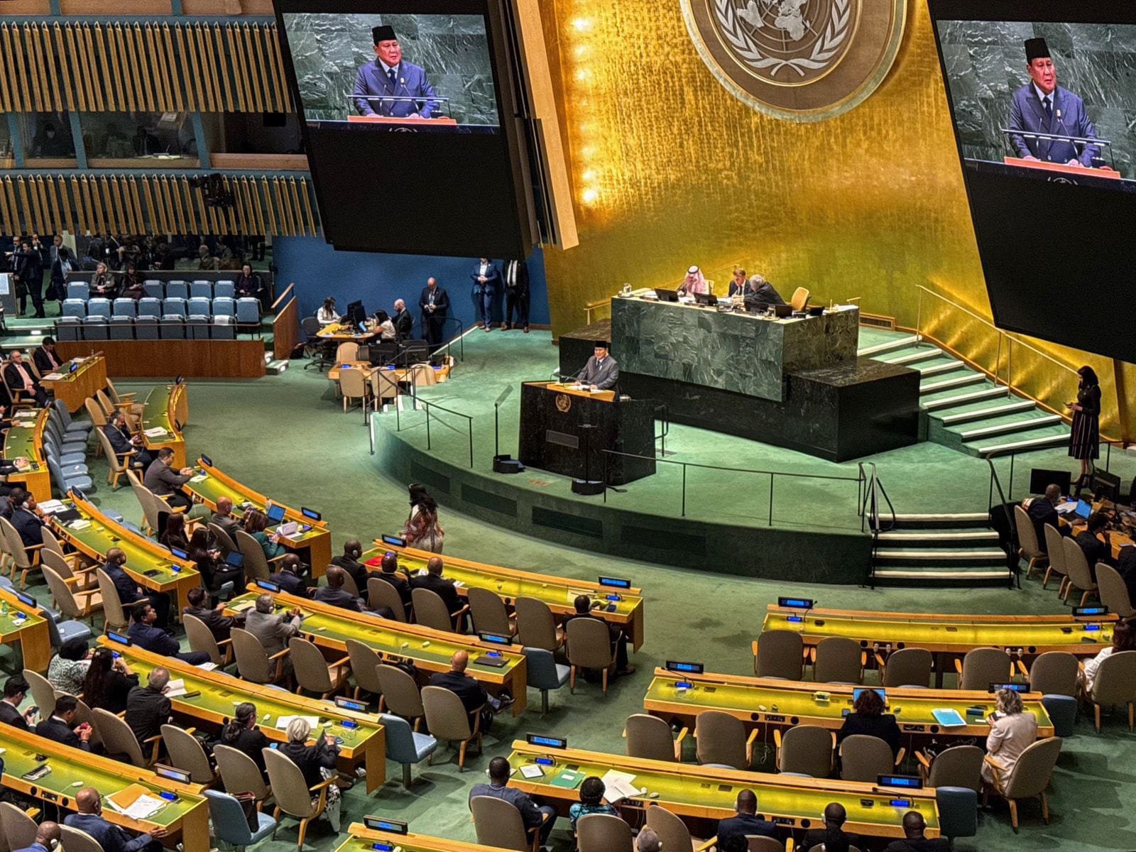 Indeks Data Nasional (IDN): Pidato Prabowo Wujud Amanat UUD 1945 di Panggung Global* Indeks Data Nasional (IDN): Pidato Prabowo Wujud Amanat UUD 1945 di Panggung Global*