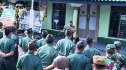 Komandan Kodim 0808/Blitar Baru Letkol Inf Virlani Arudyawan Berikan Jam Komandan
