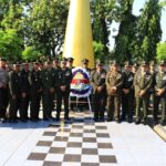 HUT TNI Ke 80, Kasdim 0820/ Probolinggo Mayor Inf Herawadi Karnawan Memimpin Pelaksanaan Ziarah Nasional