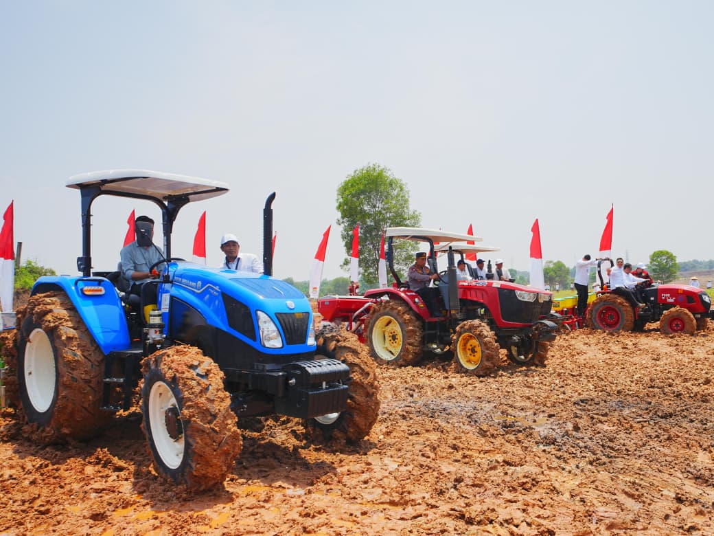Wapres Pimpin Tanam Jagung Serentak Kuartal IV Polri, Komitmen Dukung Swasembada Pangan
