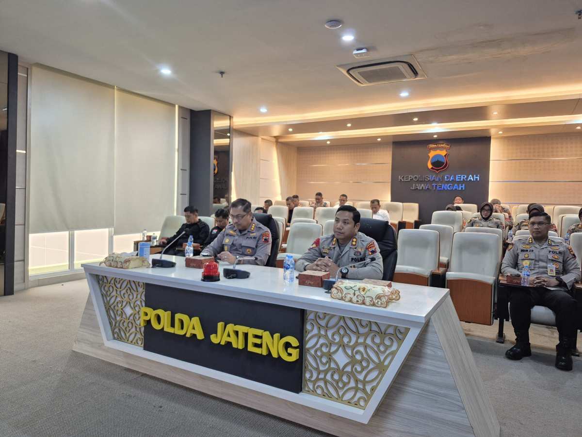 Polda Jateng Ikuti FGD Pemantauan Komunikasi Publik, Perkuat Peran Humas Polri Wujudkan Kondusifitas Kamtibmas* Polda Jateng Ikuti FGD Pemantauan Komunikasi Publik, Perkuat Peran Humas Polri Wujudkan Kondusifitas Kamtibmas*