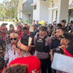 Warga Adat Dayak Demo PT Sapta Karya Damai, Tuntut Pengembalian Lahan di Luar HGU dan Hentikan Kriminalisasi