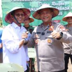 POLDA KEPRI GELAR PENANAMAN JAGUNG SERENTAK KUARTAL IV: JAGUNG TUMBUH, EKONOMI BERKEMBANG*