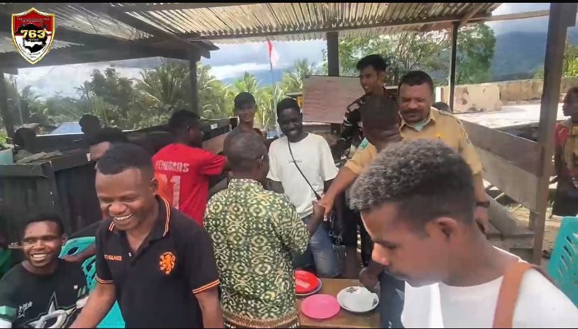 Satgas Pamtas Kewilayahan RI-PNG Yonif 763/SBA Dengarkan Aspirasi Masyarakat Melalui Musyawarah dan Mufakat