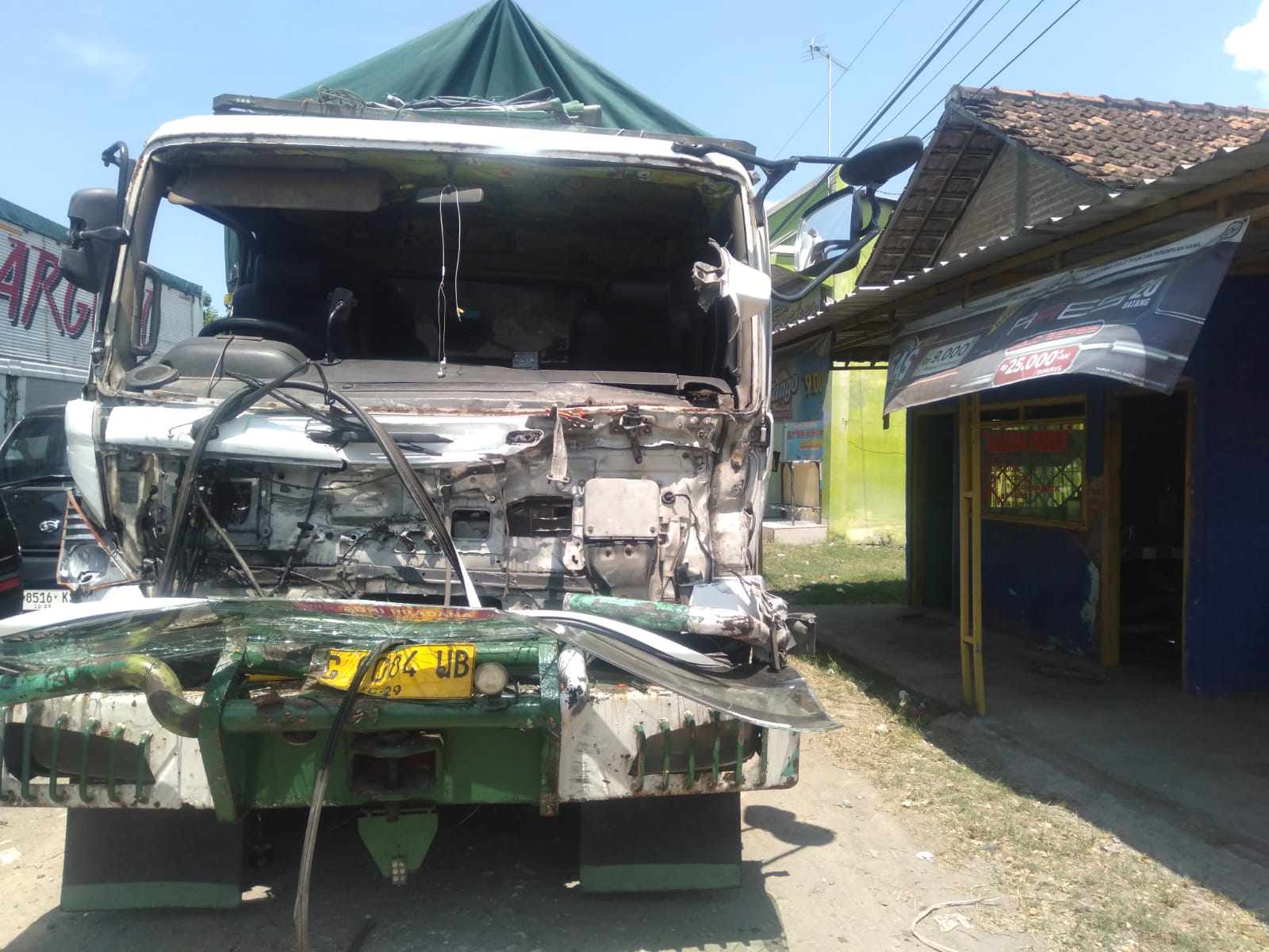 Dua Truk Terlibat Kecelakaan di Jalan Juwana–Batangan, Kerugian Capai Rp15 Juta*