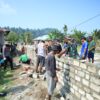 Satgas TMMD Kodim 1505/Tidore Bersama Warga Bangun Pagar Jalan, Bukti Nyata Kemanunggalan TNI-Rakyat Satgas TMMD Kodim 1505/Tidore Bersama Warga Bangun Pagar Jalan, Bukti Nyata Kemanunggalan TNI-Rakyat