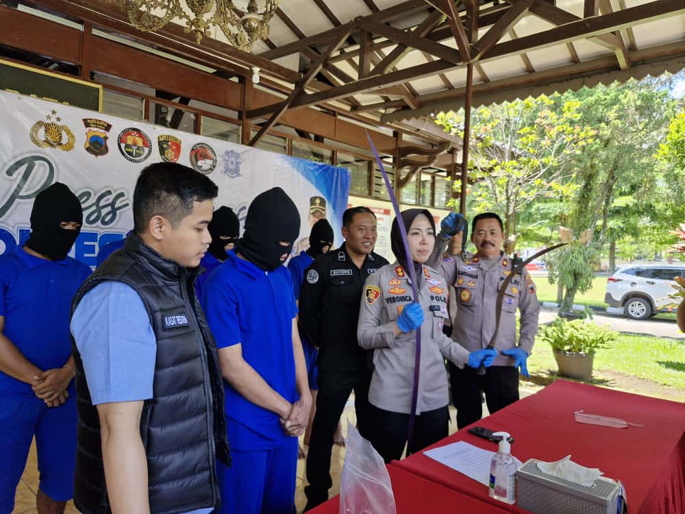 Satreskrim Polres Salatiga Bekuk Pelaku Pengeroyokan Dan Kepemilikan Sajam