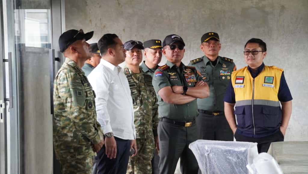 Panglima TNI Tinjau Pembangunan Fasilitas Latihan Multidimensi di Pusdiklat Kopassus Batujajar Panglima TNI Tinjau Pembangunan Fasilitas Latihan Multidimensi di Pusdiklat Kopassus Batujajar