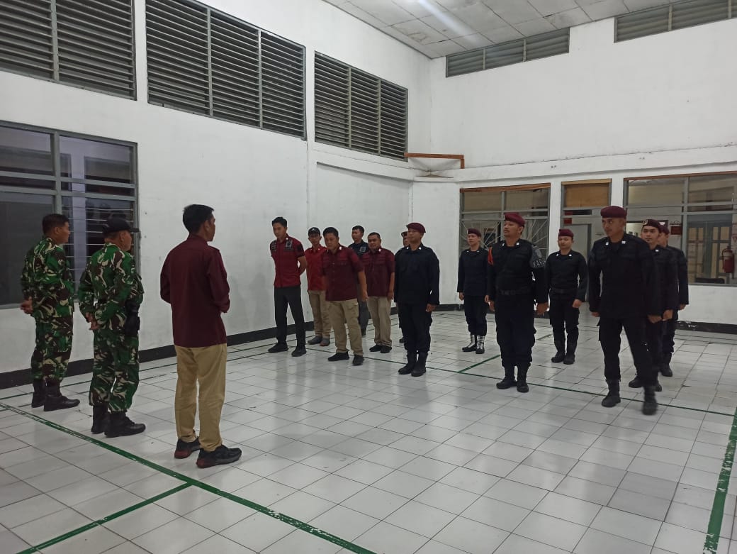 Wujud Sinergi TNI dan Pemasyarakatan, Kodim 1002/HST Ikut Razia di Rutan Barabai Wujud Sinergi TNI dan Pemasyarakatan, Kodim 1002/HST Ikut Razia di Rutan Barabai