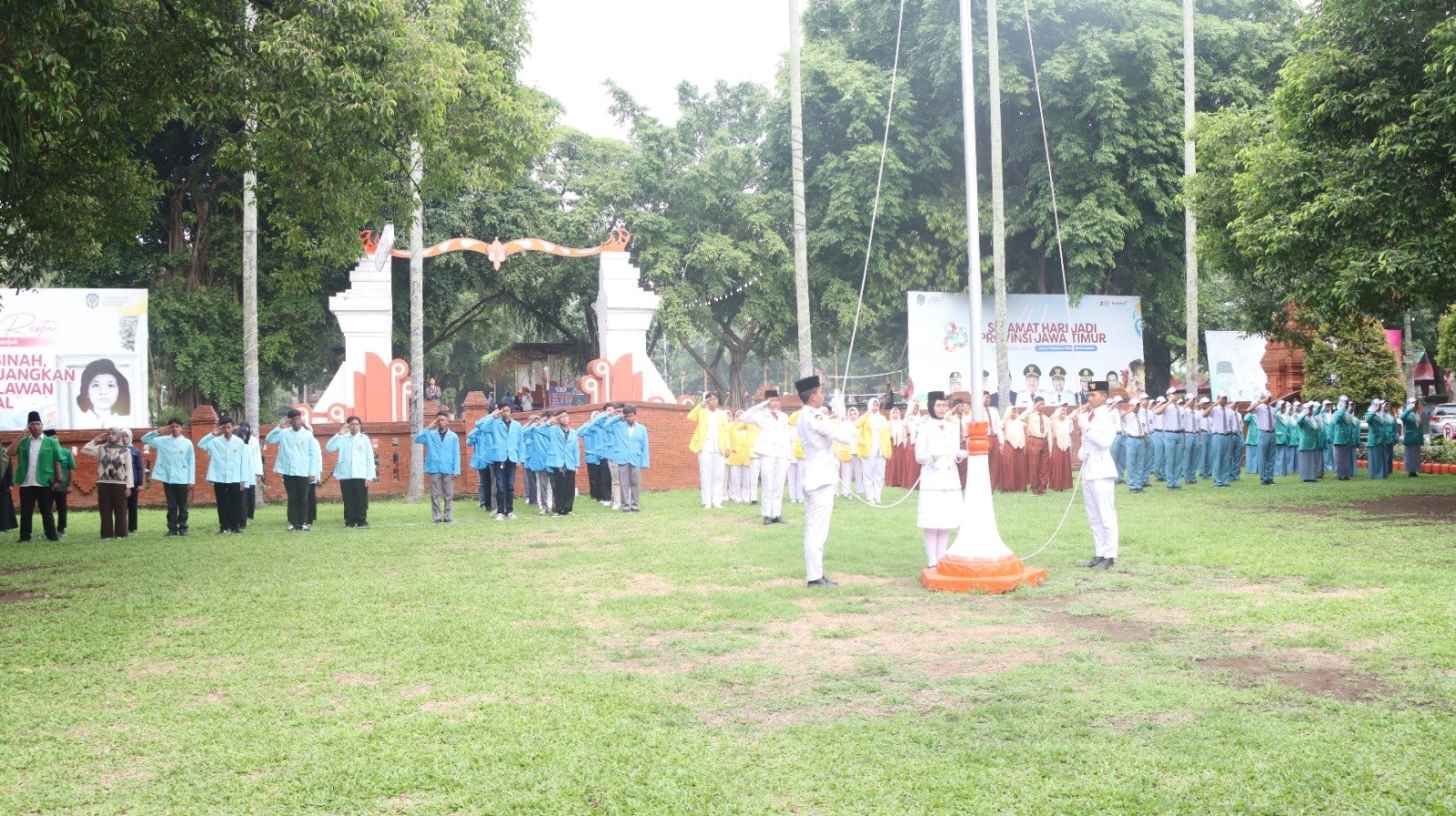 Kapolres Nganjuk Hadiri Upacara Hari Sumpah Pemuda ke-97 Bersama Forkopimda Kapolres Nganjuk Hadiri Upacara Hari Sumpah Pemuda ke-97 Bersama Forkopimda
