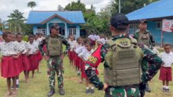 Semangat Merah Putih di Perbatasan: Prajurit Kala Hitam Bagikan Seragam untuk Anak Negeri Semangat Merah Putih di Perbatasan: Prajurit Kala Hitam Bagikan Seragam untuk Anak Negeri