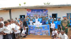 Memperingati Hari Anak Sedunia, Kontingen Garuda INDORDB XXXIX-G MONUSCO Berbagi Perlengkapan Sekolah