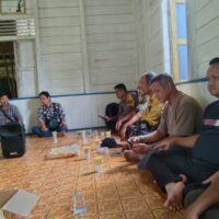 Serda Ari Suseno Ikuti Prosesi Pelantikan Ketua Adat Kecamatan Jaro di Balai Adat Garagata