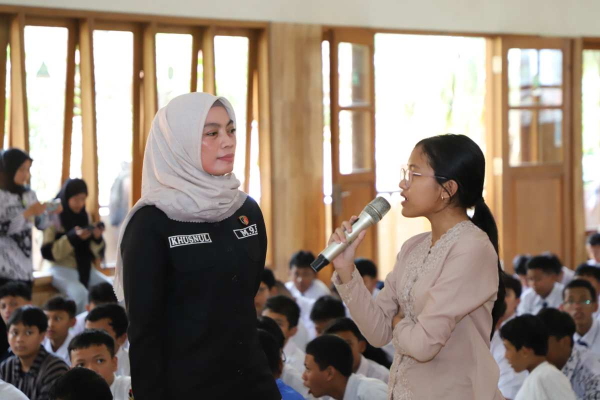 Polresta Malang Kota Gandeng UMM Gencarkan Roadshow Anti-Bullying Polresta Malang Kota Gandeng UMM Gencarkan Roadshow Anti-Bullying