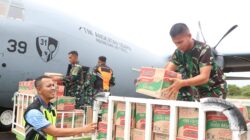 Pesawat TNI AU Pembawa Bantuan Darurat Tiba di Aceh dan Sumatera Barat