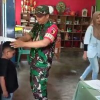 Babinsa Sukorejo Dampingi Kegiatan Percepatan Penanganan Stunting Di Posyandu Delima 3