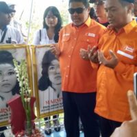 Ziarah ke Makam Marsinah, Said Iqbal Tegaskan Buruh Kini Punya Pahlawan Nasional Pertama