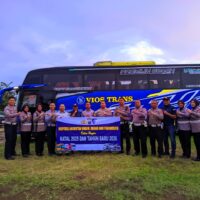 Pastikan Keamanan Pemudik, Polda Jatim Gelar Rampcheck Ketat di Pool Vios Trans Lumajang