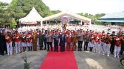 POLDA KEPRI TEKANKAN P4GN DALAM PROGRAM KESBANGPOL MASUK SEKOLAH SERI KE-12 DI SMAN 1 BINTAN UTARA