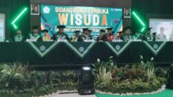 Kasi Humas Polres Banggai Hadiri Wisuda ke-23 Universitas Muhammadiyah Luwuk