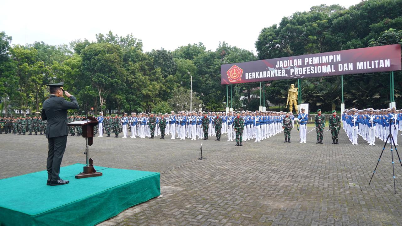 Gubernur Akmil Pimpin Upacara Hari Bela Negara ke-77 Teguhkan Semangat Bela Negara Taruna