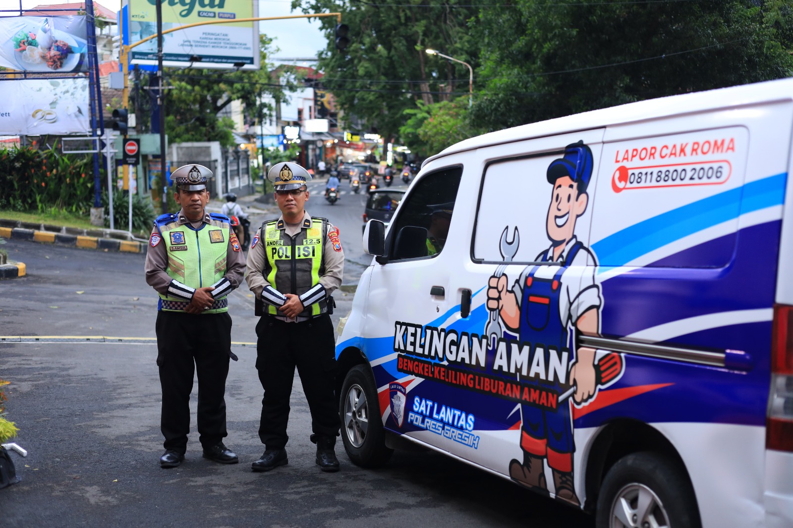 Polres Gresik Turunkan Mobil 'KELINGAN AMAN' Layanan Gratis Libur Nataru