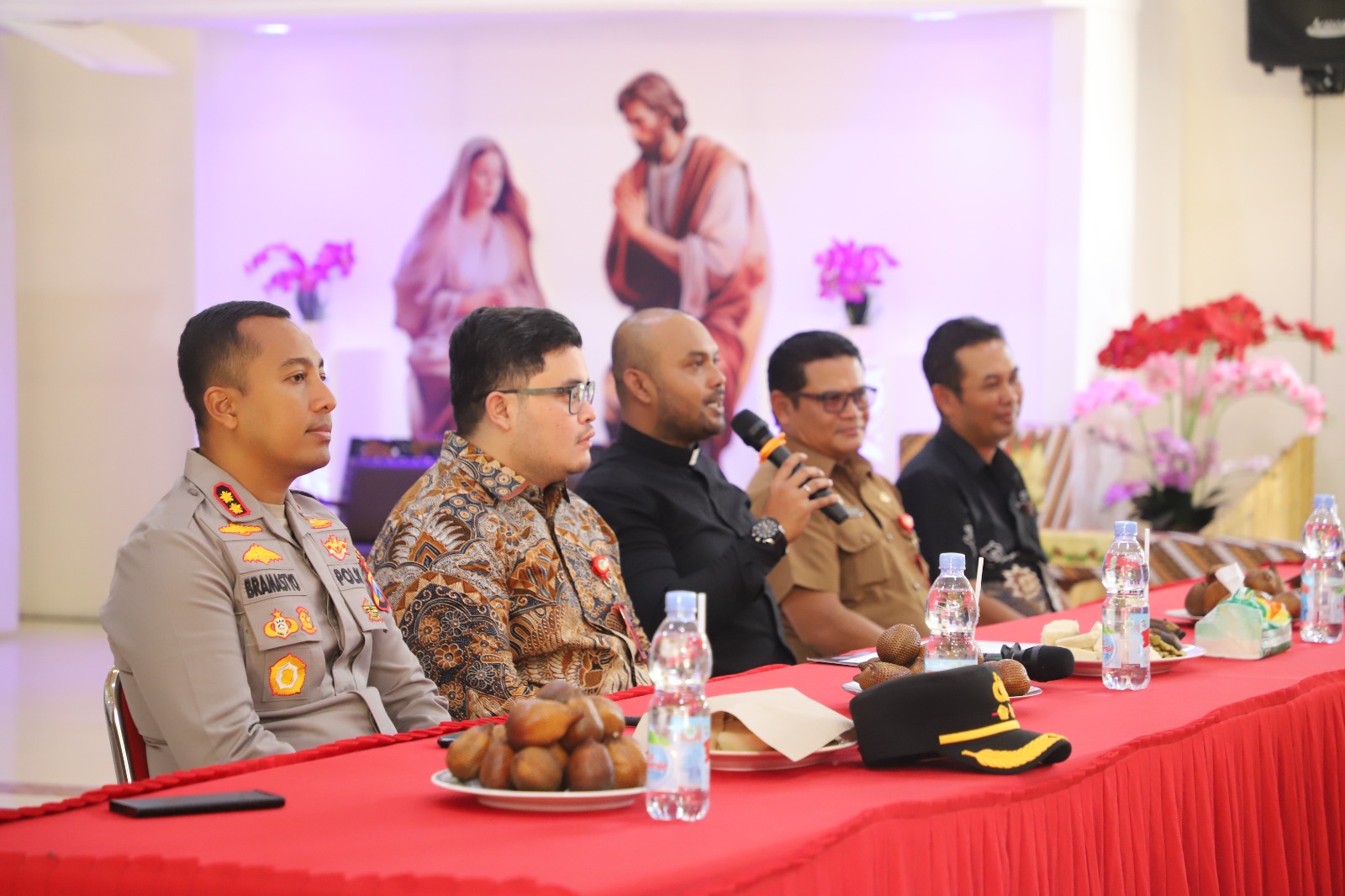 Kapolres Kediri Bersama Bupati Kediri Patroli Gereja Jelang Puncak Perayaan Natal