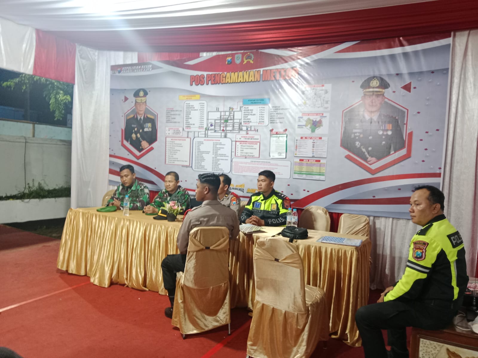 Sinergi TNI-Polri Jaga Keamanan Nataru di Pos Pam Meteor Kota Probolinggo