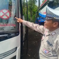Polres Probolinggo Rampcheck Bus Wisata Jelang Nataru, Satu Kendaraan Dilarang Beroperasi