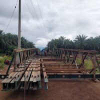 TNI Bangun Empat Jembatan Bailey di Sumbar