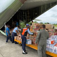 Posko Peduli Bencana Lanud Sultan Hasanuddin Salurkan Bantuan Untuk Korban Bencana di Aceh, Sumbar dan Sumut
