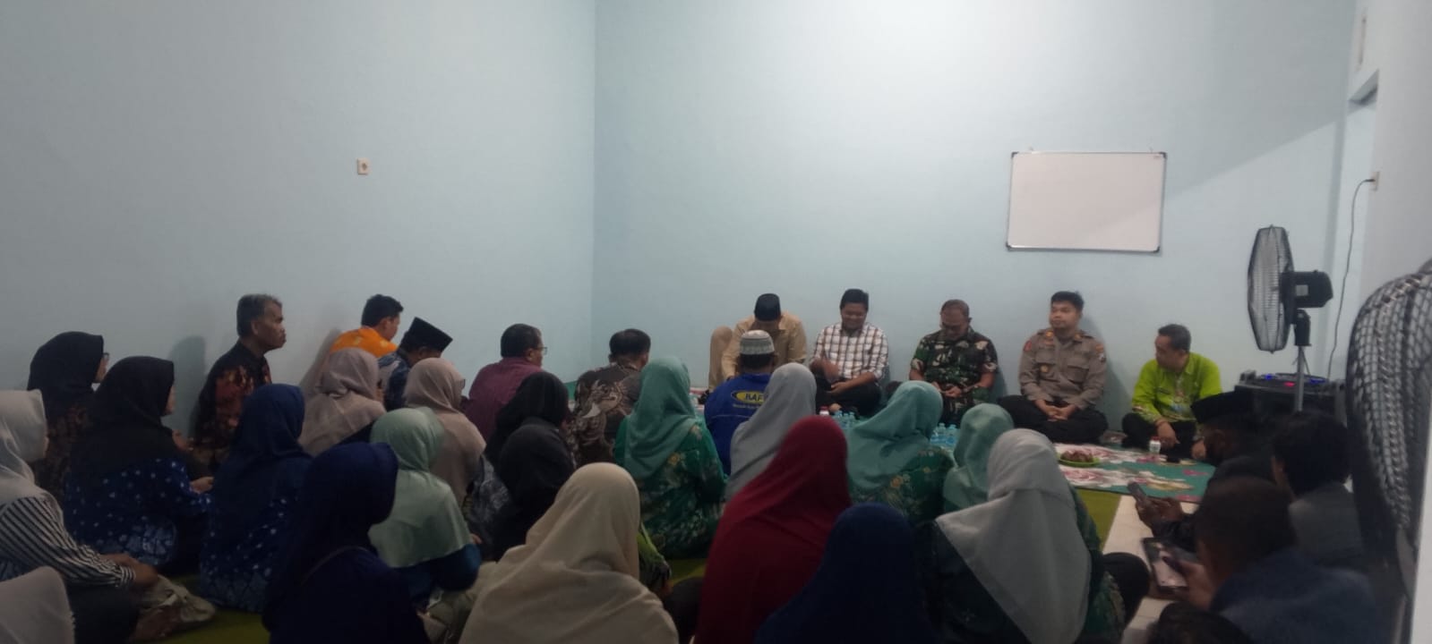 Danramil 0820-15/Pajarakan Hadiri Grand Launching Dapur MBG Sukokerto 2 di Kabupaten Probolinggo Danramil 0820-15/Pajarakan Hadiri Grand Launching Dapur MBG Sukokerto 2 di Kabupaten Probolinggo