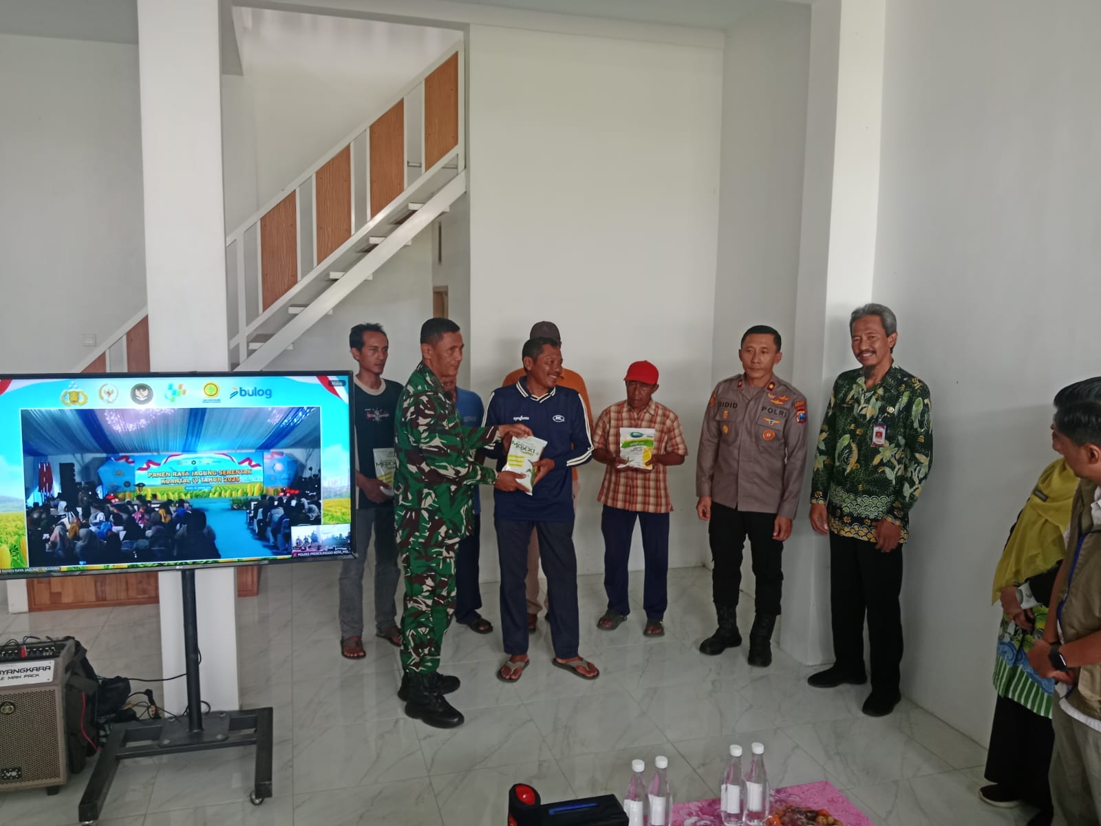 Kodim 0820/Probolinggo Melalui Koramil Jajaran Mengikuti Zoom Meeting Panen Raya Jagung Serentak Kuartal I Tahun 2026