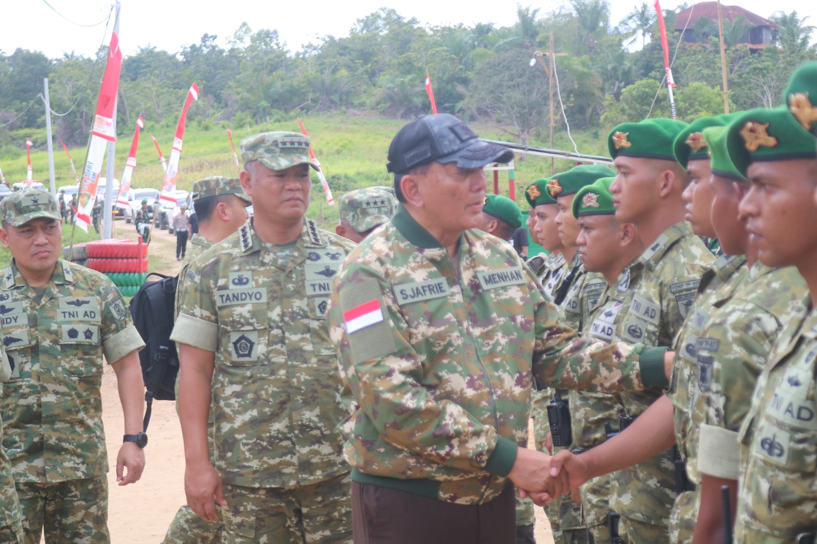 Menteri Pertahanan RI Kunjungi Brigif TP 85/BTC di Kutai Barat