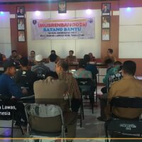 Babinsa Koramil 1008-06/Banua Lawas–Pugaan Hadiri Musrenbangdes TA 2027 di Desa Banyu Tajun