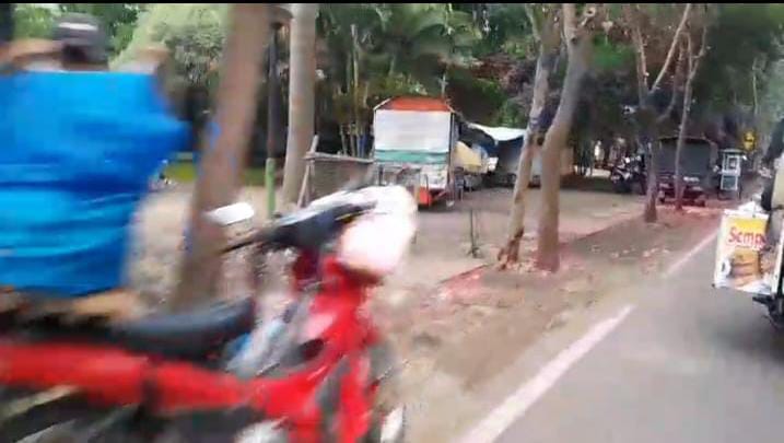 Fasum Taman Maramis Beralih Fungsi, Gerobak PKL Menetap di Area Taman