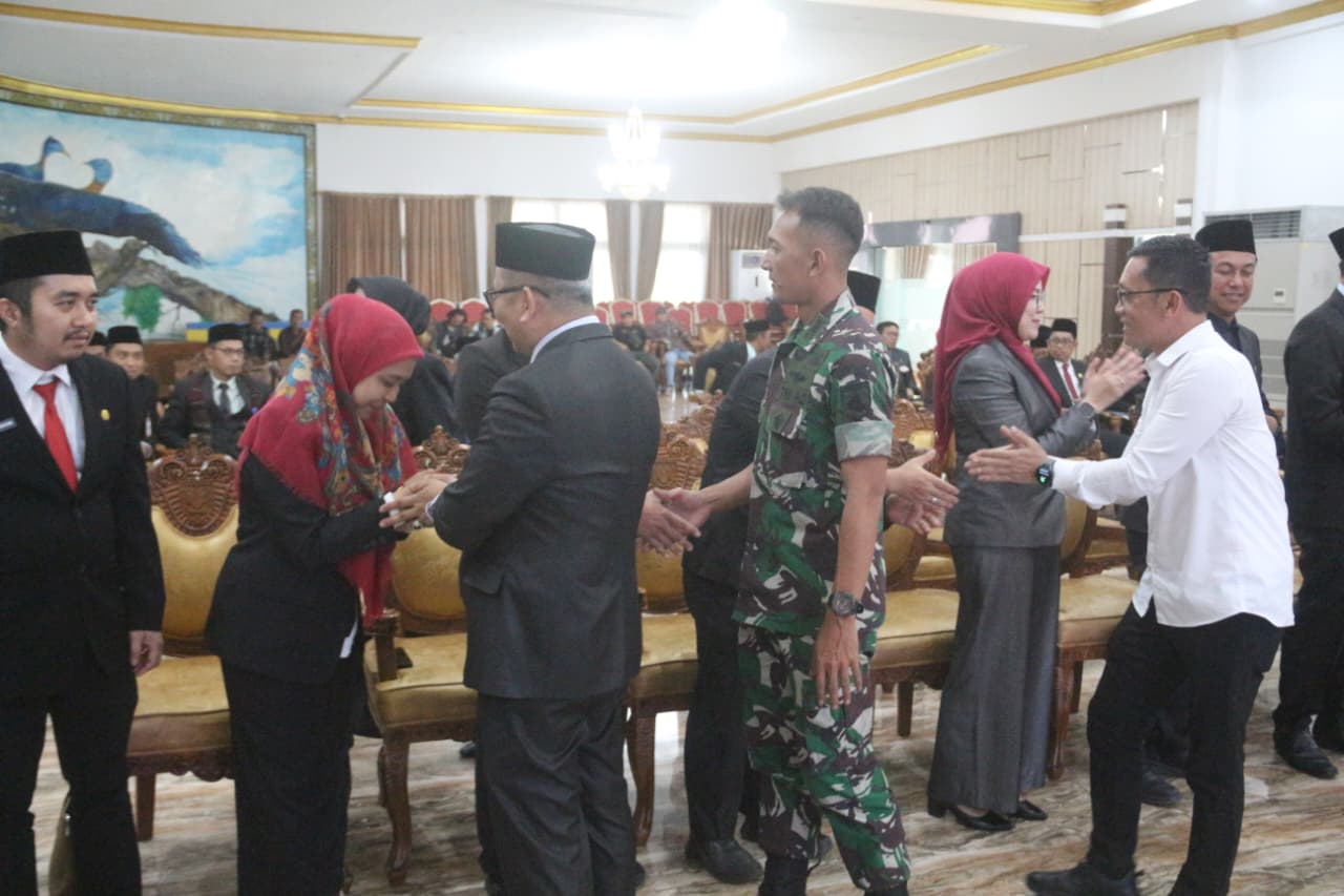 Dandim 1008/Tabalong Hadiri Pelantikan dan Pengambilan Sumpah Pejabat Pemkab Tabalong