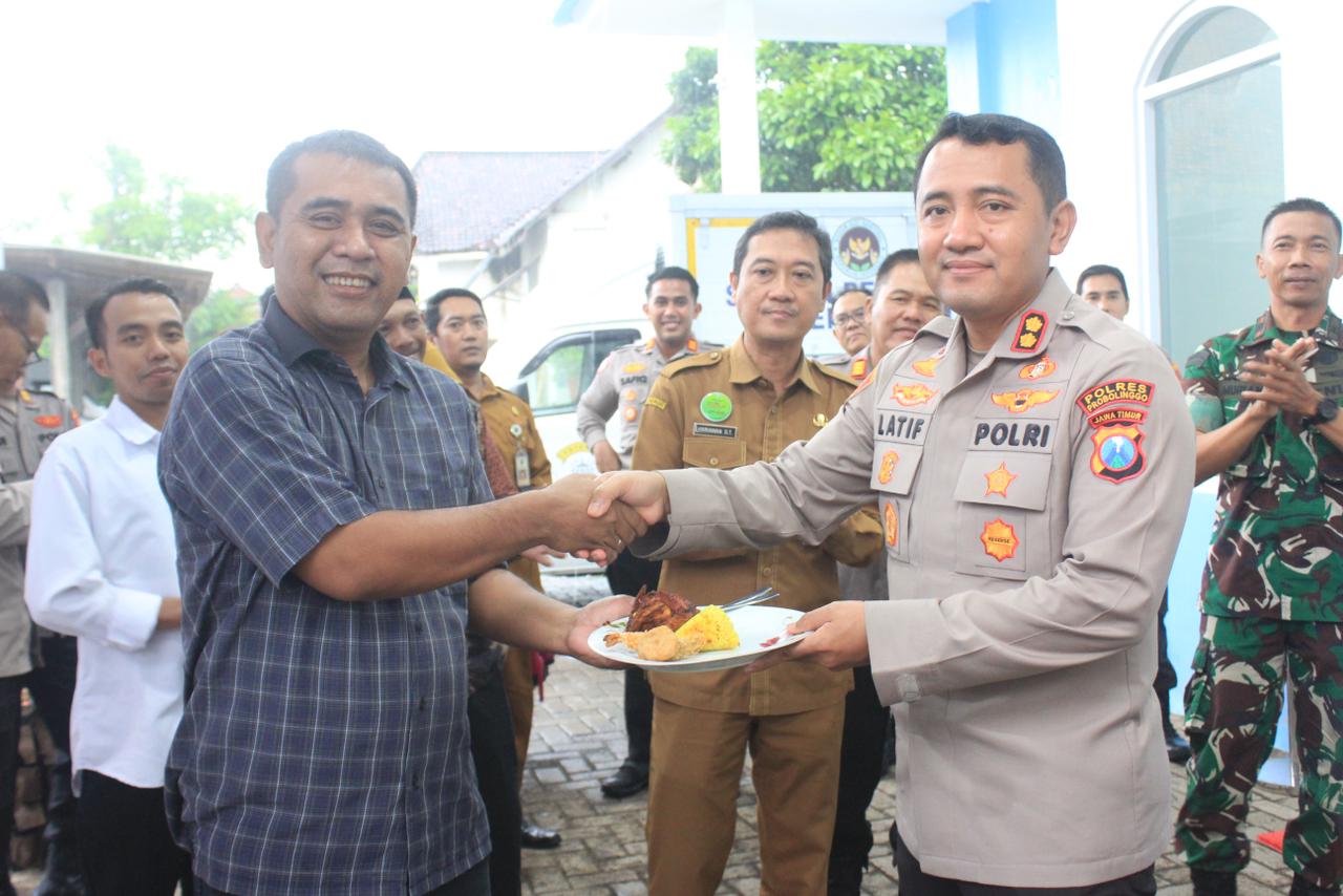 Langkah Nyata Polri Bangun SDM Sehat, Polres Probolinggo Resmikan Dapur SPPG Maron Langkah Nyata Polri Bangun SDM Sehat, Polres Probolinggo Resmikan Dapur SPPG Maron